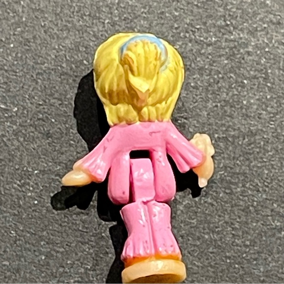 Polly Pocket Vintage 1994 Light Up Kitty House Doll - Picture 3 of 4